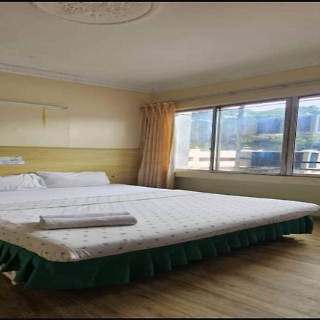 Oyo 90979 Sianglory Inn كوتا كينابالو المظهر الخارجي الصورة