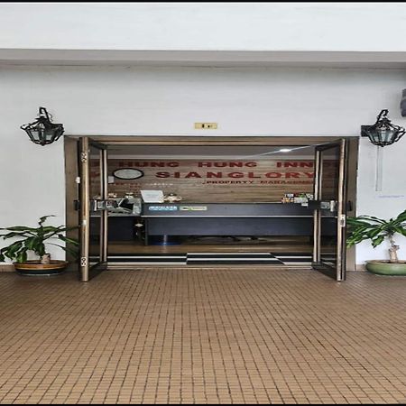 Oyo 90979 Sianglory Inn كوتا كينابالو المظهر الخارجي الصورة