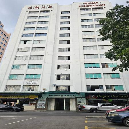 Oyo 90979 Sianglory Inn كوتا كينابالو المظهر الخارجي الصورة