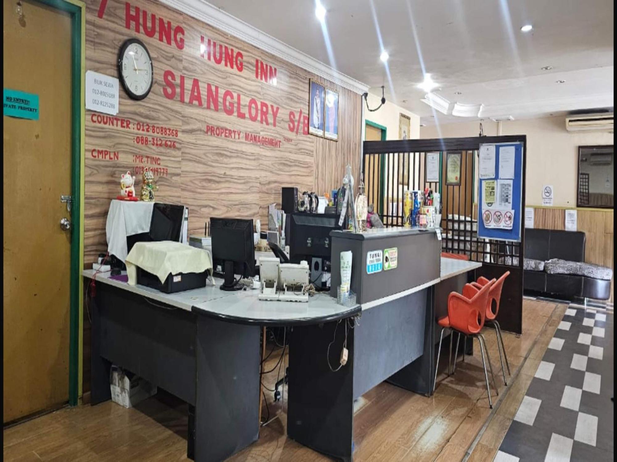 Oyo 90979 Sianglory Inn كوتا كينابالو المظهر الخارجي الصورة