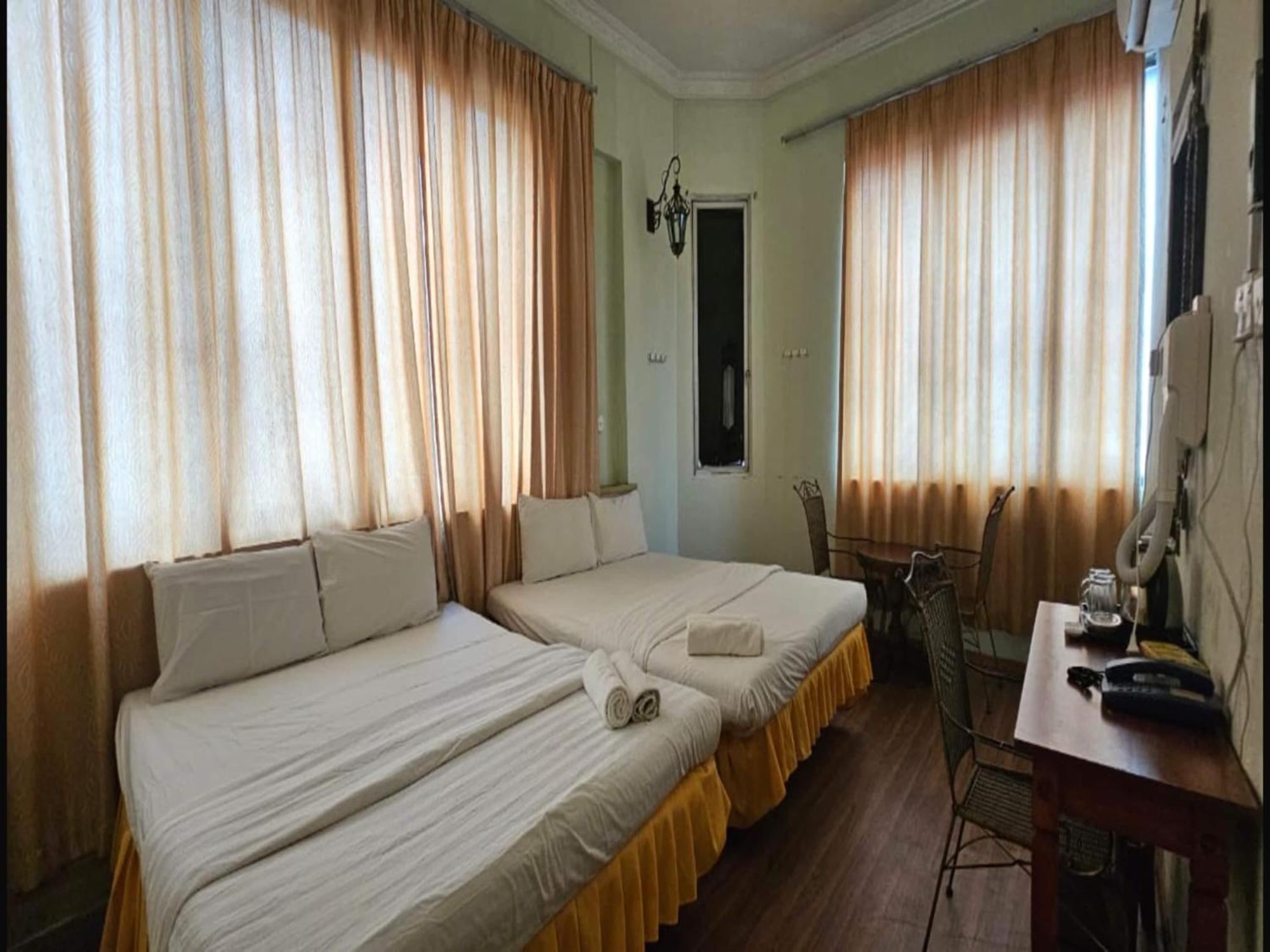 Oyo 90979 Sianglory Inn كوتا كينابالو المظهر الخارجي الصورة